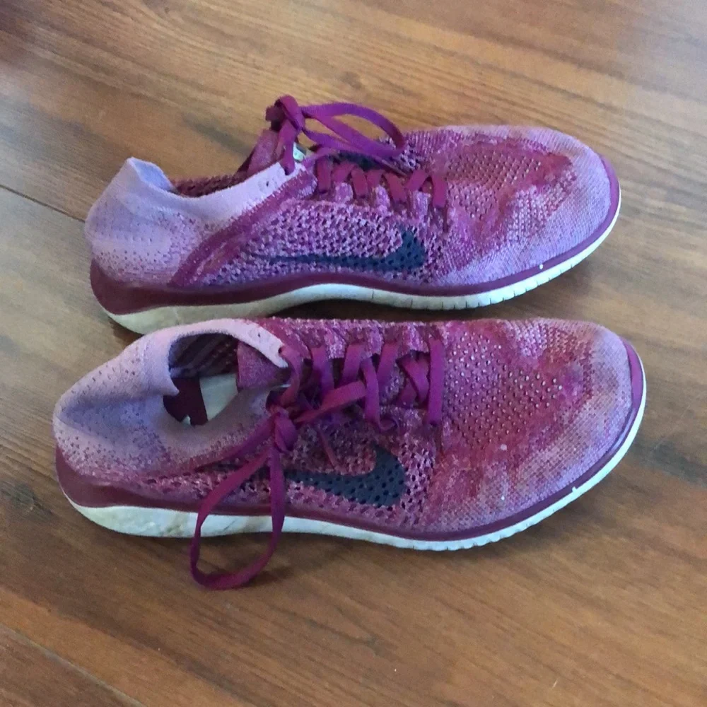 Nike free run - womens size 10 - pink - Picture 3 of 3